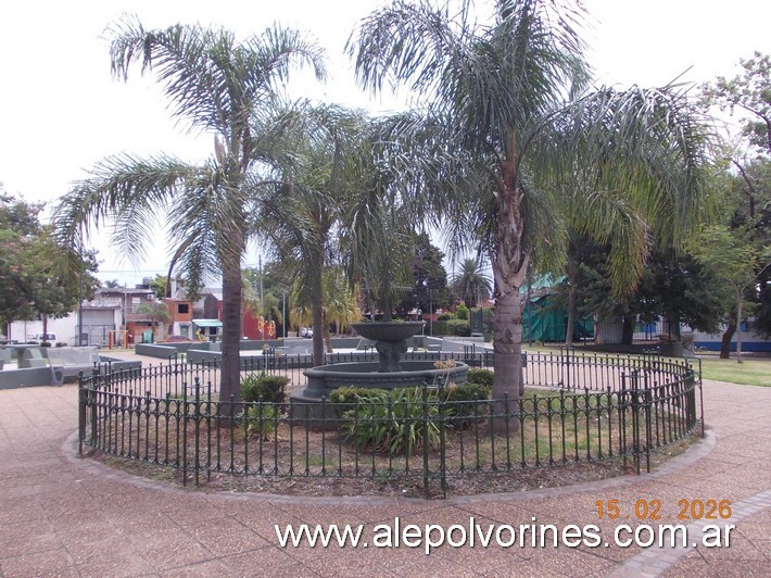 Foto: Don Torcuato - Plaza Aviadores de Malvinas - Don Torcuato (Buenos Aires), Argentina