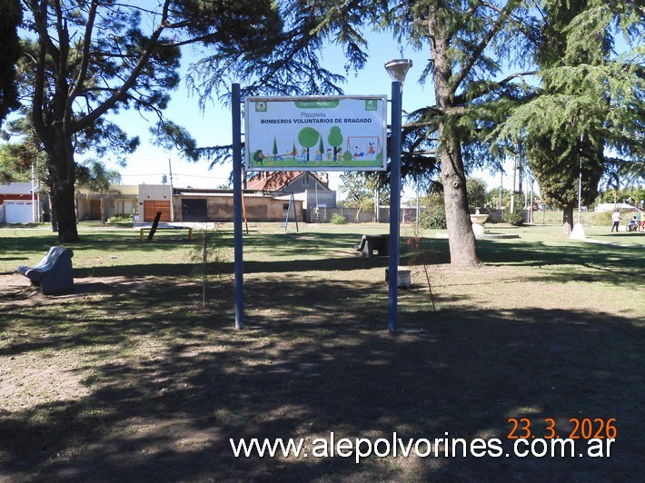 Foto: Bragado - Plazoleta Bomberos Voluntarios - Bragado (Buenos Aires), Argentina