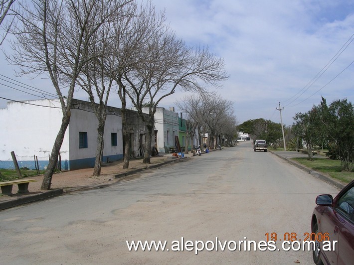 Foto: Risso ROU - Calle del pueblo - Risso (Soriano), Uruguay