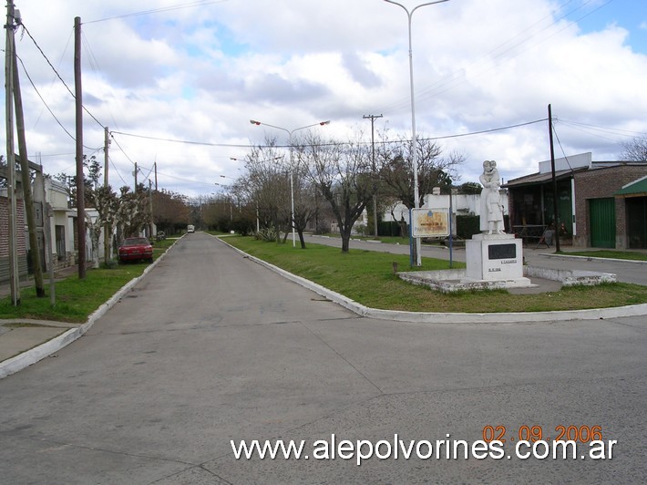 Foto: Vicente Casares - Paseo de los Españoles - Vicente Casares (Buenos Aires), Argentina