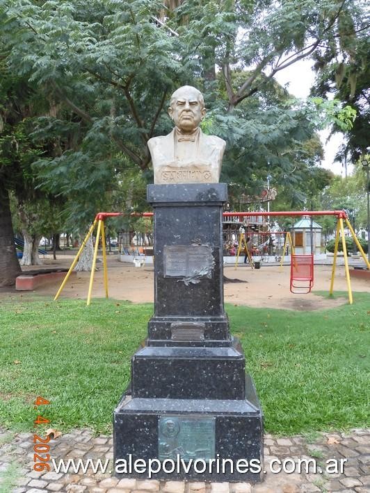 Foto: Gualeguaychú - Plaza San Martin - Busto Domingo Sarmiento - Gualeguaychú (Entre Ríos), Argentina