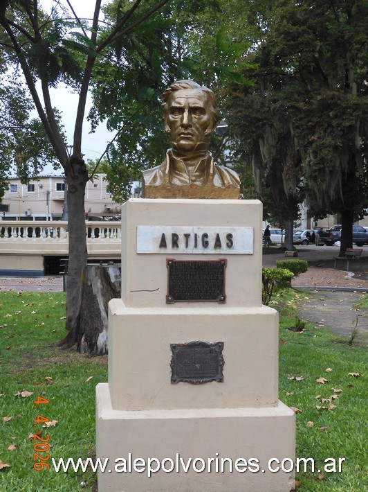 Foto: Gualeguaychú - Plaza San Martin - Busto de Artigas - Gualeguaychú (Entre Ríos), Argentina