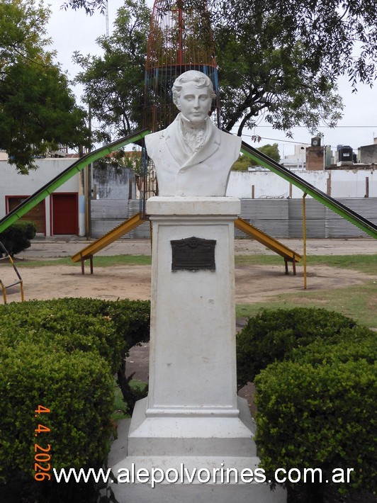 Foto: Gualeguaychú - Plaza Belgrano - Busto Manuel Belgrano - Gualeguaychú (Entre Ríos), Argentina
