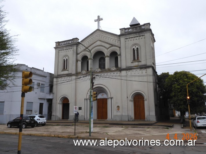 Foto: Gualeguaychú - Iglesia Santa Teresita - Gualeguaychú (Entre Ríos), Argentina