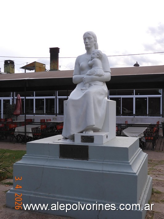 Foto: Gualeguaychú - Monumento a la Madre - Gualeguaychú (Entre Ríos), Argentina