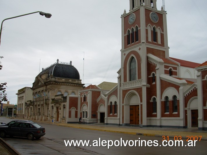 Foto: 9 de Julio - Iglesia Catedral Santo Domingo de Guzman - 9 de Julio (Buenos Aires), Argentina