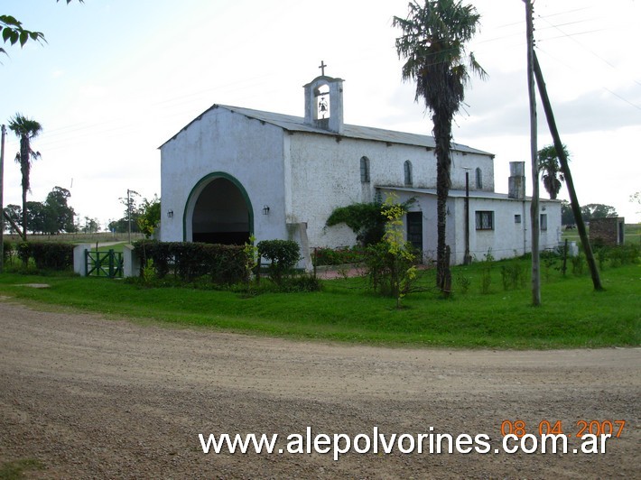 Foto: Crotto - Iglesia Nuestra Señora de Lujan - Crotto (Buenos Aires), Argentina