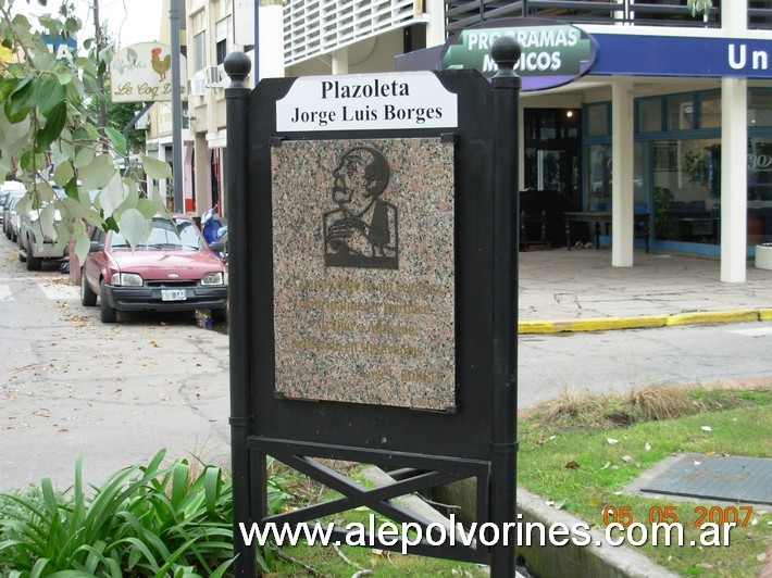 Foto: Adrogue - Plazoleta Jose Luis Borges - Adrogue (Buenos Aires), Argentina