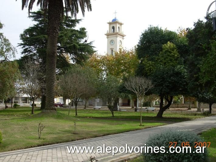 Foto: Alcorta - Parroquia Santiago Apostol - Alcorta (Santa Fe), Argentina