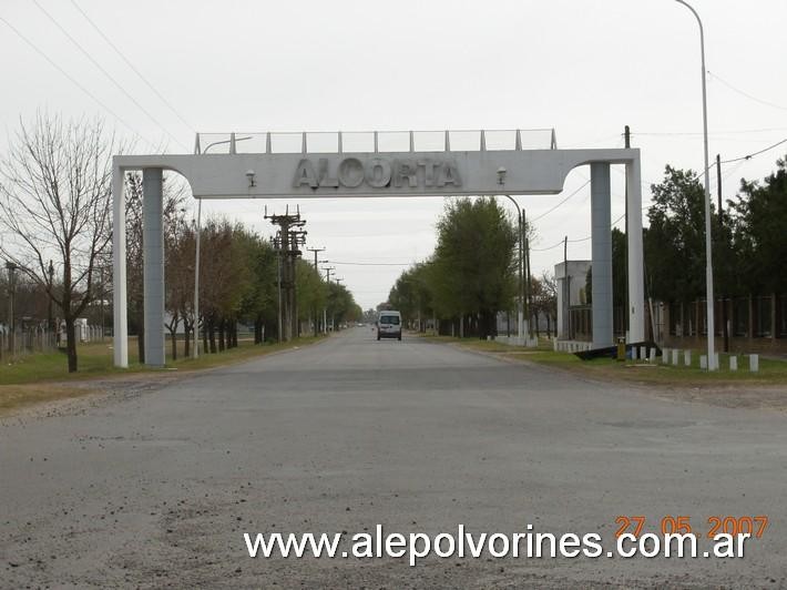 Foto: Alcorta - Arco de Acceso - Alcorta (Santa Fe), Argentina