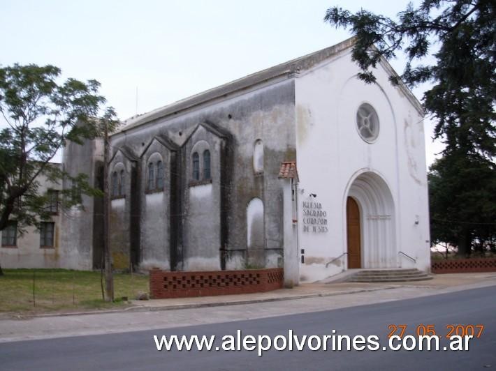 Foto: Rueda - Iglesia Sagrado Corazon de Jesus - Rueda (Santa Fe), Argentina
