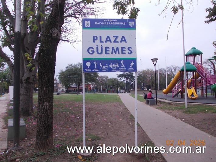 Foto: Adolfo Sourdeaux - Plaza Güemes - Adolfo Sourdeaux (Buenos Aires), Argentina
