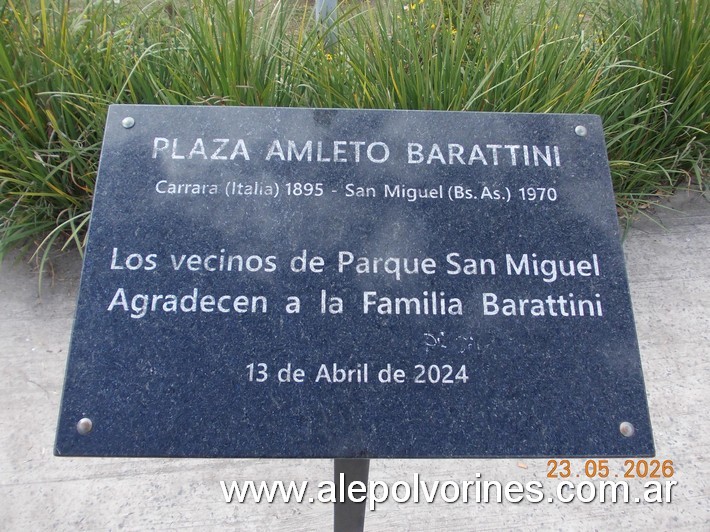 Foto: San Miguel - Plaza Amleto Barattini - San Miguel (Buenos Aires), Argentina
