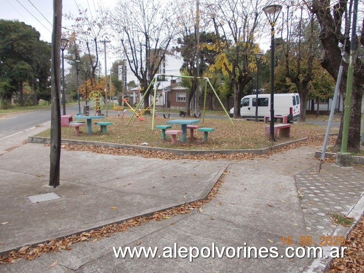 Foto: Adolfo Sourdeaux - Plazoleta Estomba y La Via - Adolfo Sourdeaux (Buenos Aires), Argentina