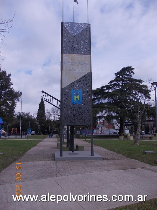 Foto: Los Polvorines - Plaza General Lemos - Los Polvorines (Buenos Aires), Argentina