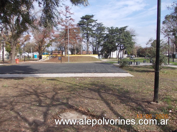 Foto: Los Polvorines - Plaza Patricias Argentinas - Los Polvorines (Buenos Aires), Argentina
