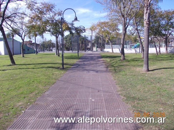 Foto: Virreyes - Plaza Carlos Gardel - Virreyes (Buenos Aires), Argentina
