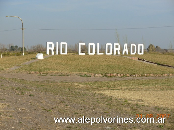 Foto: Rio Colorado - Acceso - Rio Colorado (Río Negro), Argentina