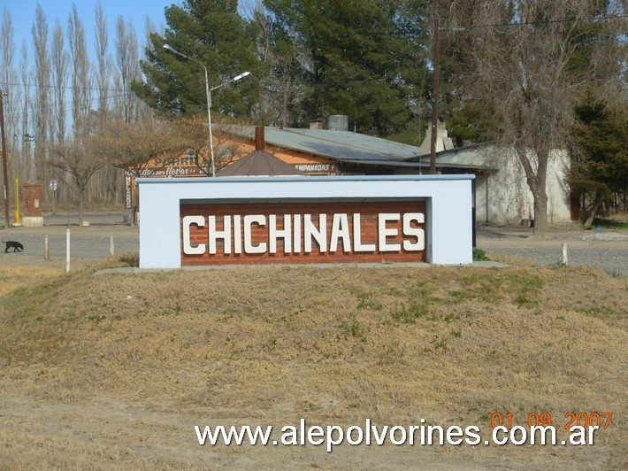Foto: Chichinales - Acceso - Rio Colorado (Río Negro), Argentina