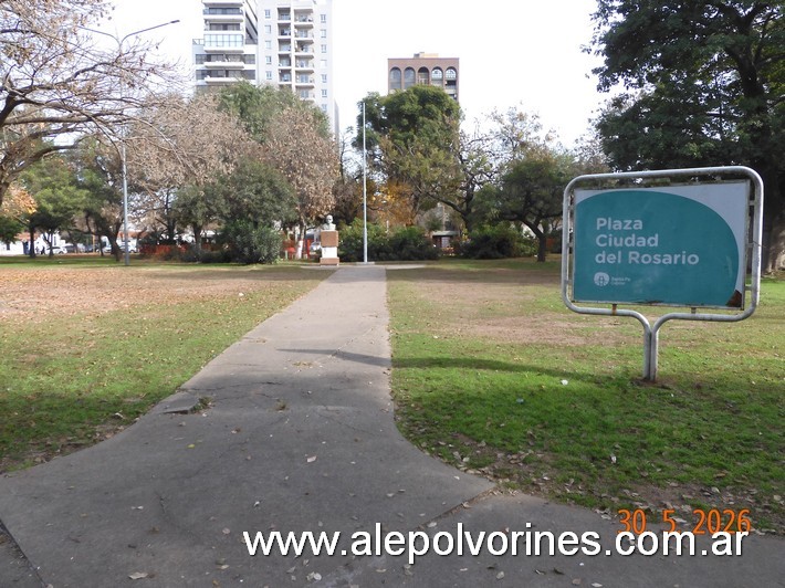 Foto: Santa Fe - Plaza Ciudad de Rosario - Santa Fe, Argentina