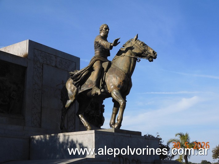 Foto: Santa Fe - Monumento al Brigadier Estanislao López - Santa Fe, Argentina