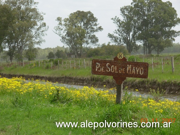 Foto: Sol de Mayo - Acceso - Sol de Mayo (Buenos Aires), Argentina