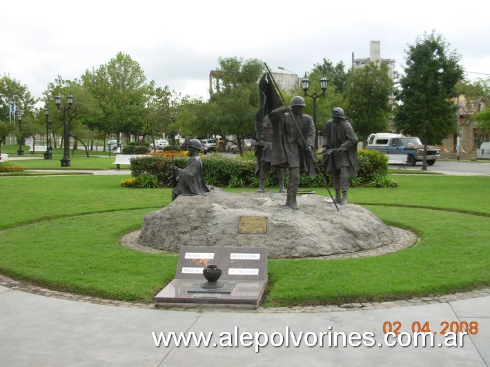 Foto: Escobar - Monumento Combatientes de Malvinas - Escobar (Buenos Aires), Argentina