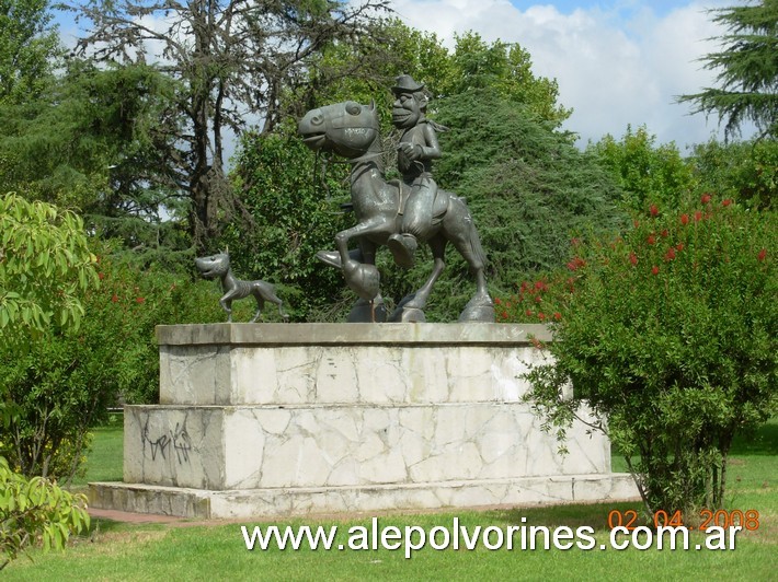 Foto: Escobar - Monumento Florencio Molina Campos - Escobar (Buenos Aires), Argentina