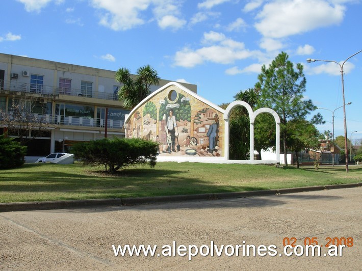 Foto: San Salvador - Plazoleta del Centenario - San Salvador (Entre Ríos), Argentina