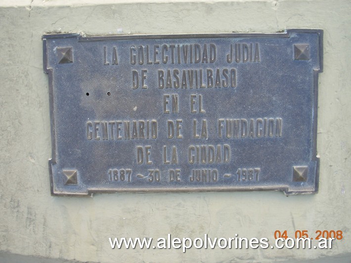 Foto: Basavilbaso - Monumento al Centenario de la Ciudad - Basavilbaso (Entre Ríos), Argentina