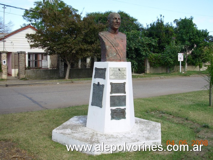 Foto: Basavilbaso - Busto Juan Domingo Peron - Basavilbaso (Entre Ríos), Argentina