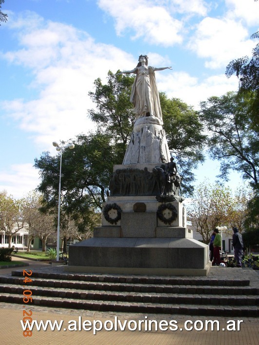Foto: San Andrés de Giles - Plaza San Martin - San Andrés de Giles (Buenos Aires), Argentina