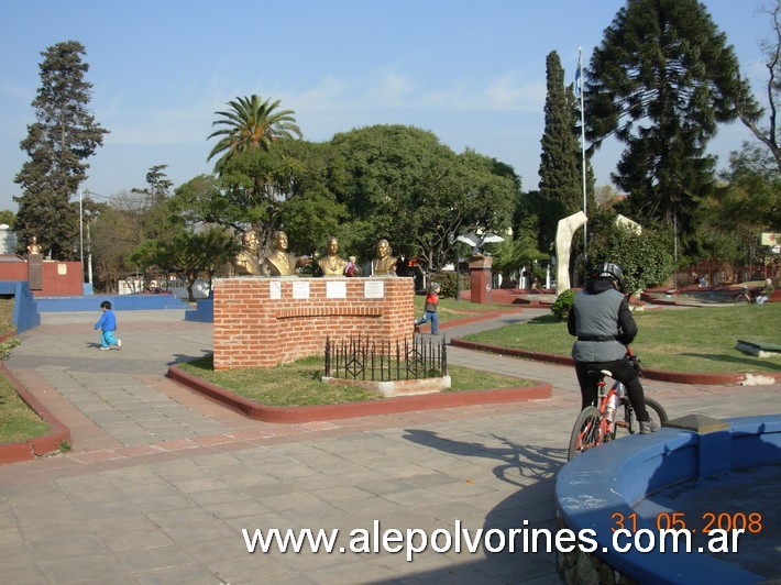 Foto: Ituzaingó - Plaza San Martin - Ituzaingo (Buenos Aires), Argentina