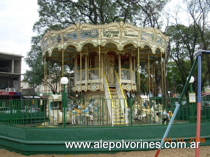 Foto: Plaza Ituzaingó - Carrusel - Ituzaingó (Buenos Aires), Argentina