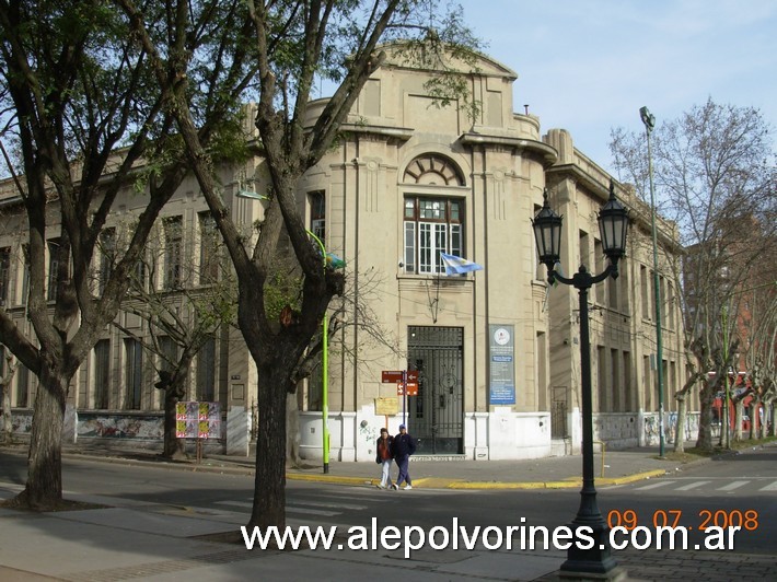 Foto: Campana - Instituto Superior de Formacion Docente y Tecnico - Campana (Buenos Aires), Argentina