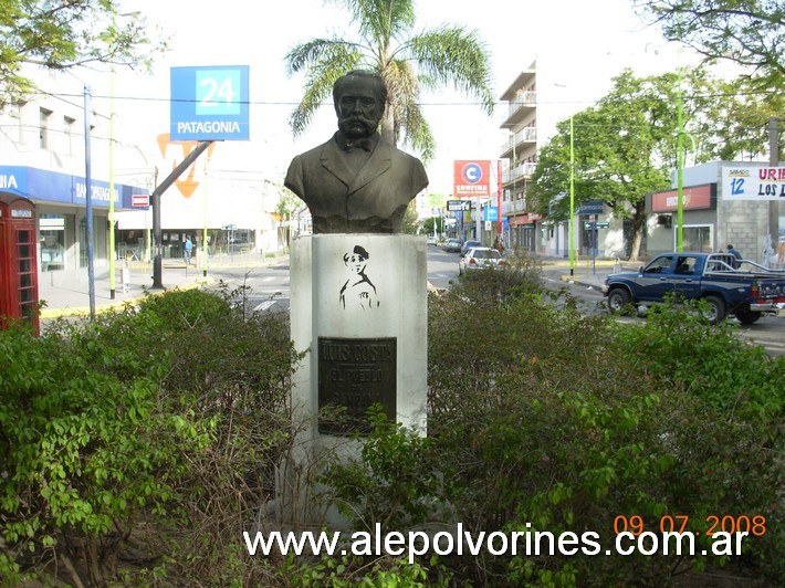Foto: Campana - Busto Don Luis Costa - Campana (Buenos Aires), Argentina