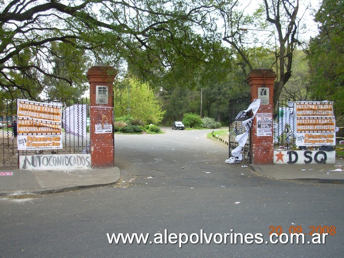 Foto: Facultad de Agronomia UBA - Acceso - Agronomia (Buenos Aires), Argentina