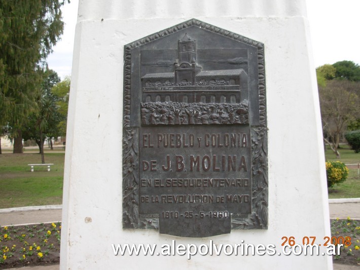 Foto: J. B. Molina - Plaza San Martin - Placa Revolucion de Mayo - J. B. Molina (Santa Fe), Argentina