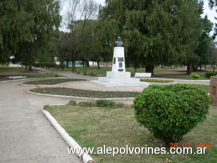 Foto: J. B. Molina - Plaza San Martin - J. B. Molina (Santa Fe), Argentina