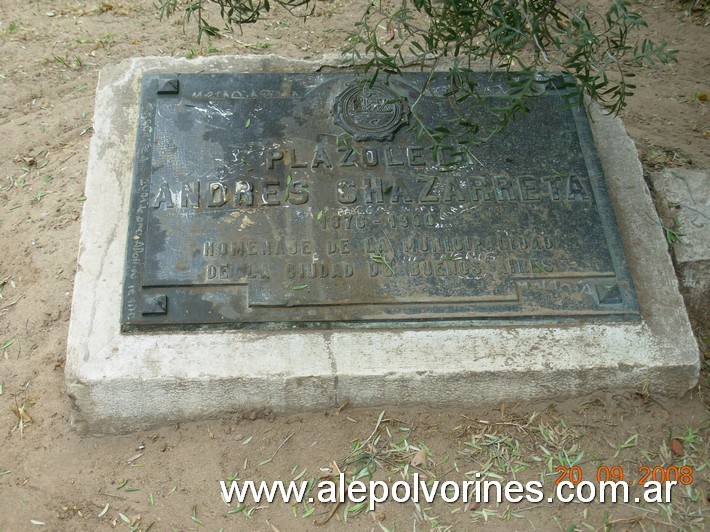 Foto: Agronomía CABA - Plazoleta Andrés Chazarreta - Agronomia (Buenos Aires), Argentina