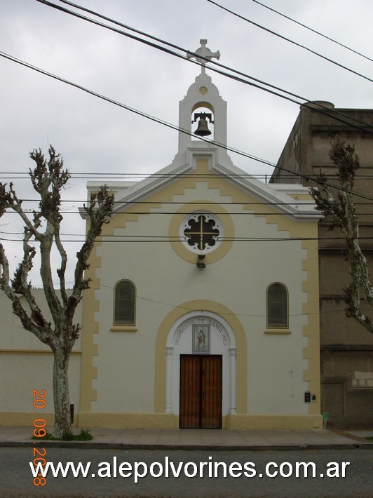 Foto: Agronomía CABA - Parroquia Santa Ines - Agronomia (Buenos Aires), Argentina