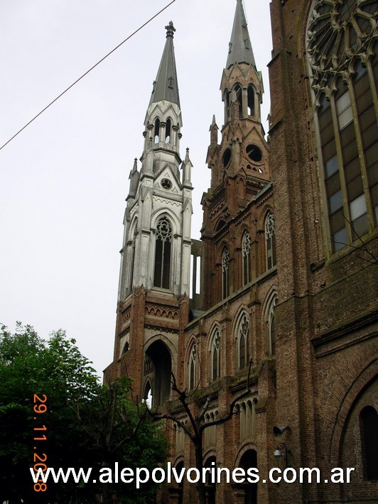 Foto: Iglesia Nuestra Señora de Lourdes - Santos Lugares - Santos Lugares (Buenos Aires), Argentina