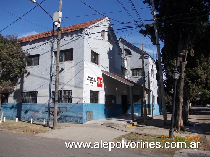 Foto: Don Torcuato - Escuela de Educacion Secundaria N°5 - Don Torcuato (Buenos Aires), Argentina