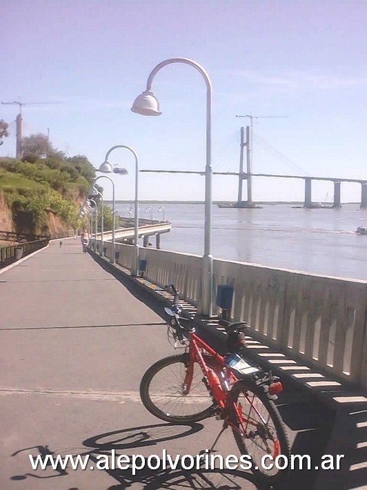 Foto: Rosario - Paseo del Caminante - Rosario (Santa Fe), Argentina