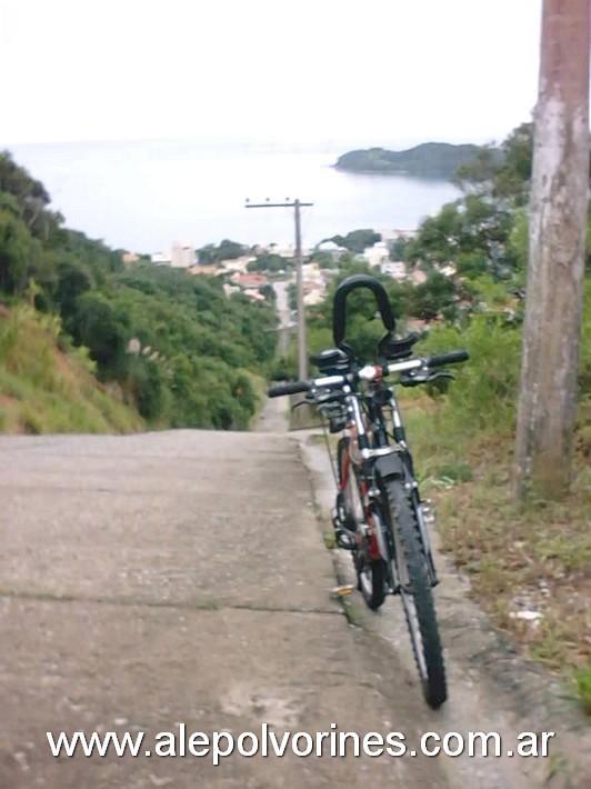 Foto: Bombinhas SC - Bombinhas (Santa Catarina), Brasil