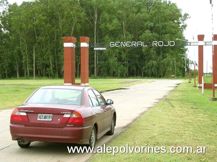 Foto: Acceso a General Rojo - General Rojo (Buenos Aires), Argentina