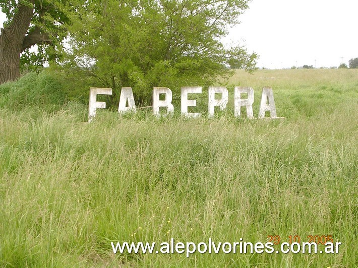 Foto: Francisco A Berra - Acceso - Francisco A Berra (Buenos Aires), Argentina