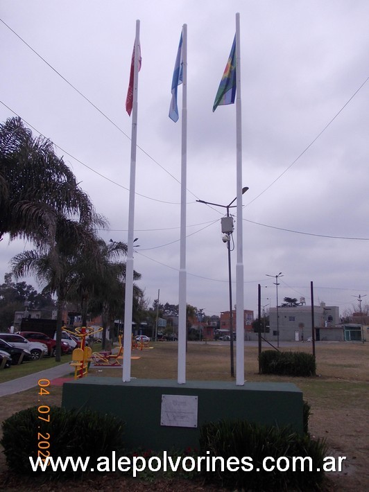 Foto: Don Torcuato - Plaza Juan Domingo Peron - Don Torcuato (Buenos Aires), Argentina