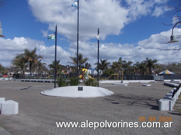 Foto: Plaza Concejal Antonio Martinez - San Fernando BA - San Fernando (Buenos Aires), Argentina