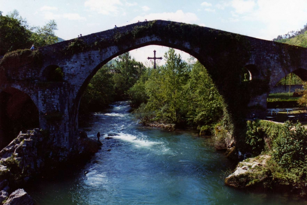 Foto de Cangas de Onís (Asturias), España